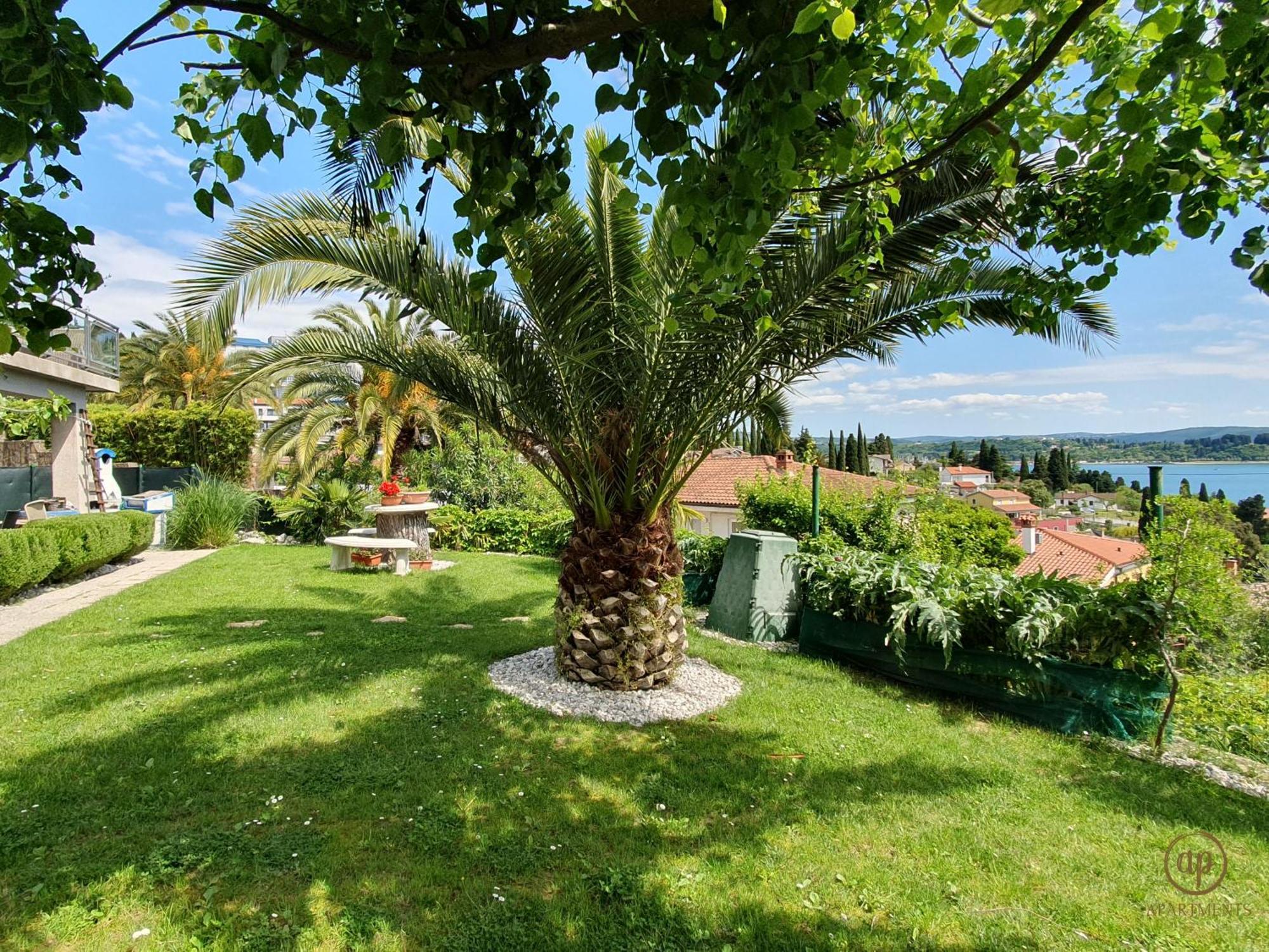 Apartment With Seaview And Garden For 6 Portoroz Luaran gambar